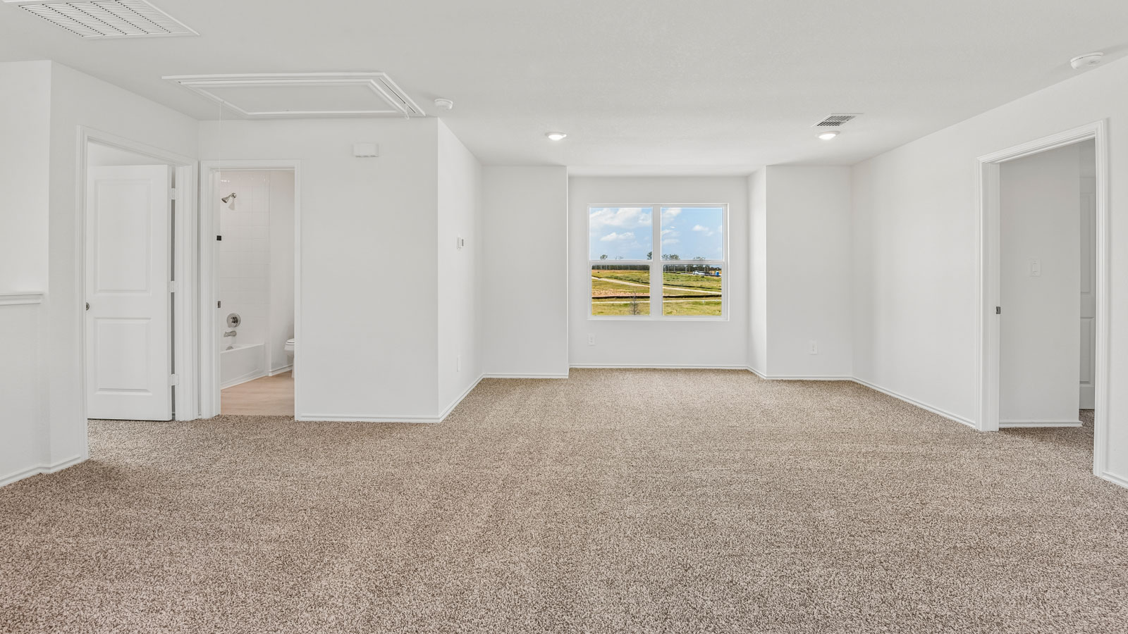 Travis Spacious Loft