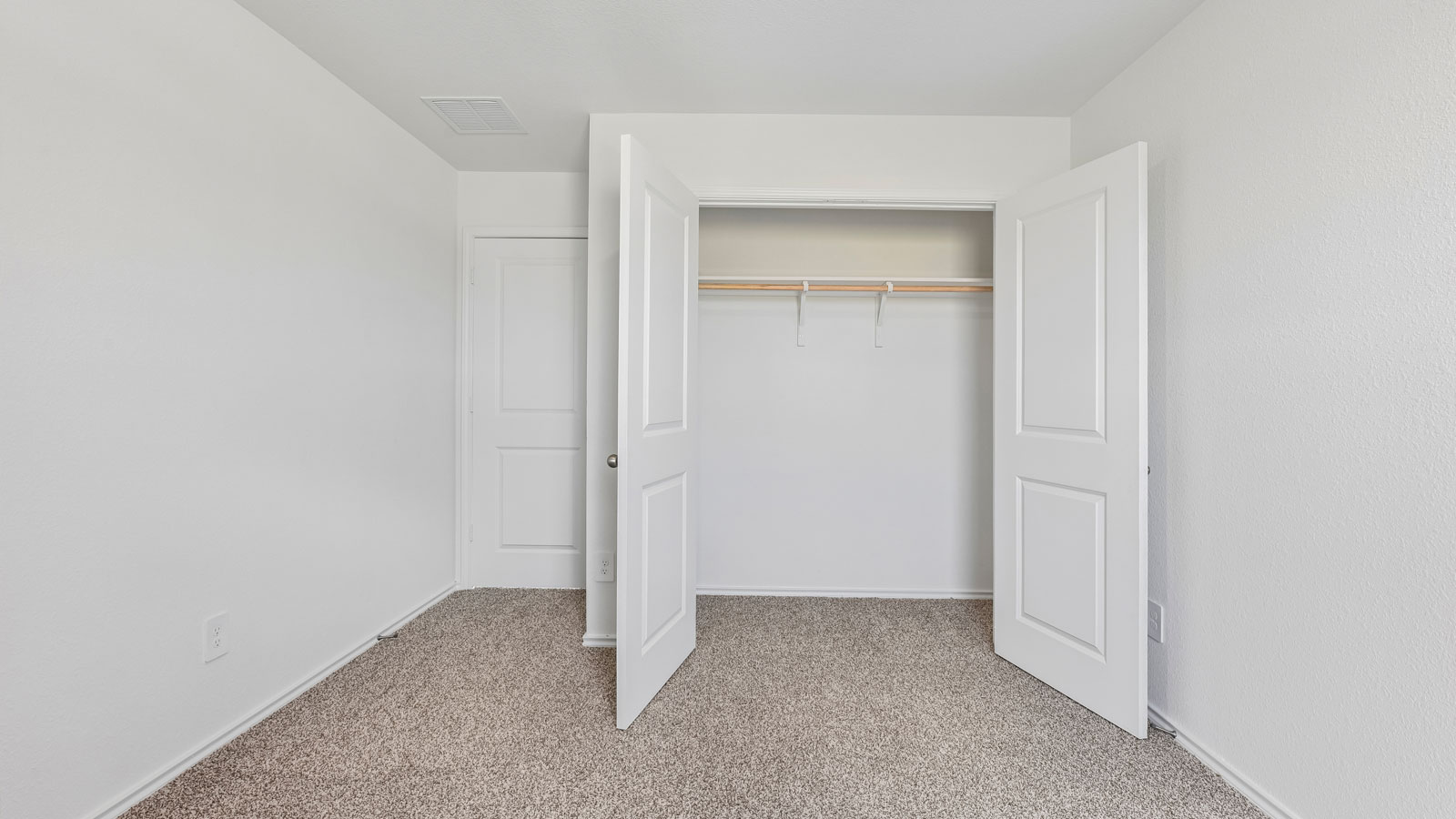 Travis Bedroom 3 with Carpet
