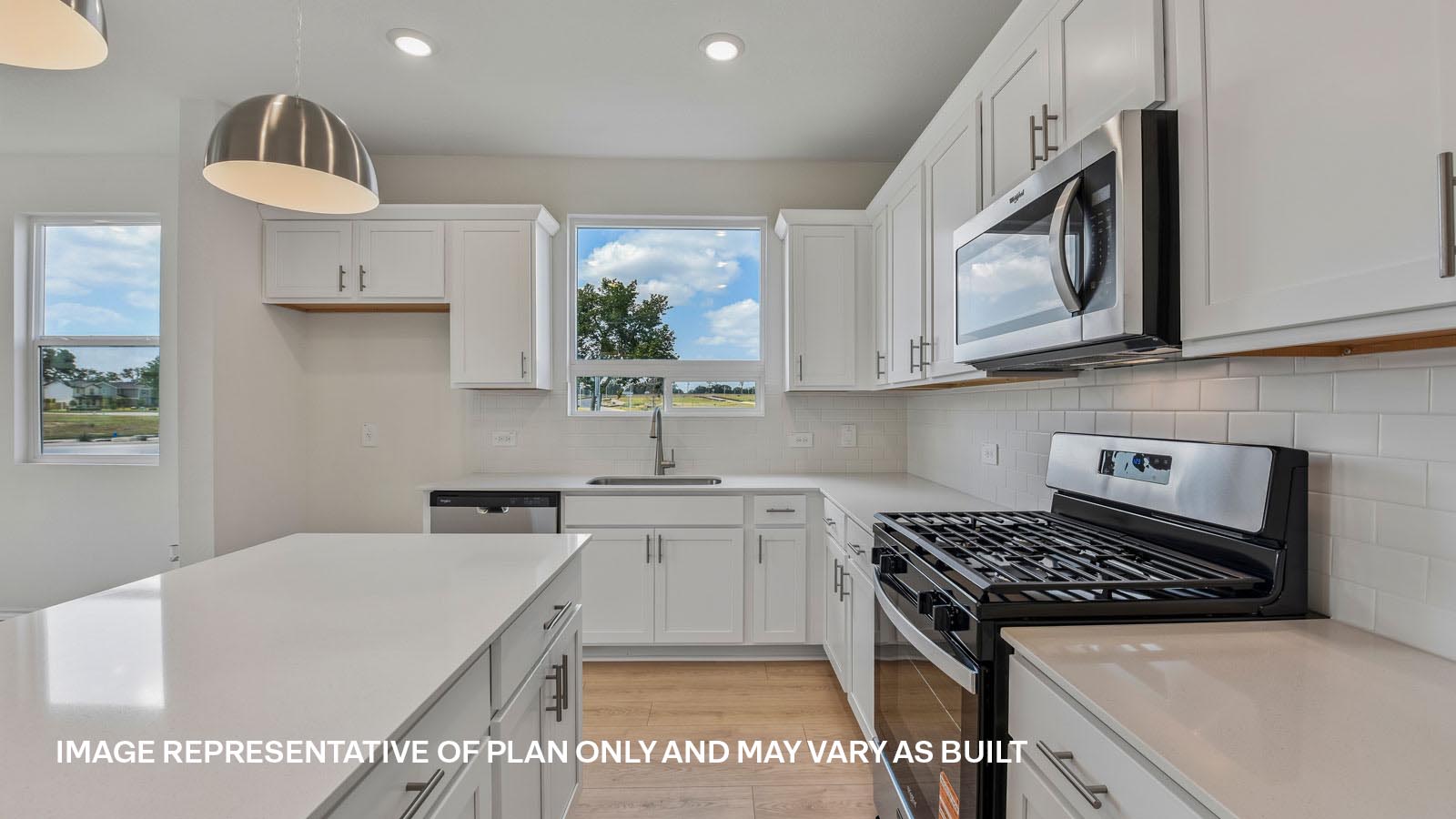 Travis Beautiful Kitchen with Island