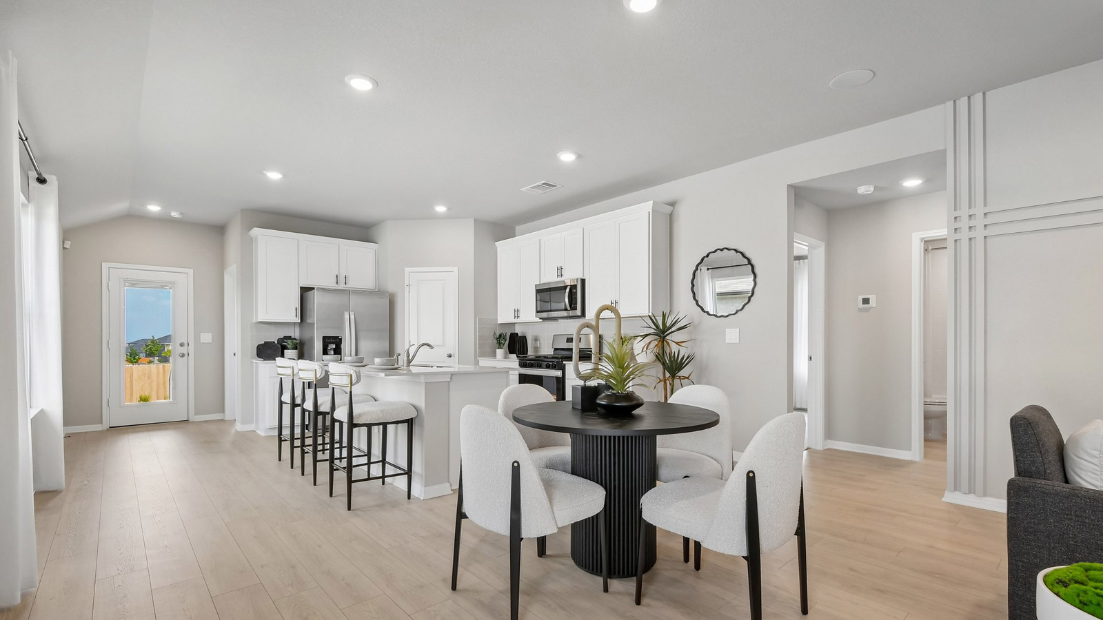 The Diana model home dining area and kitchen.
