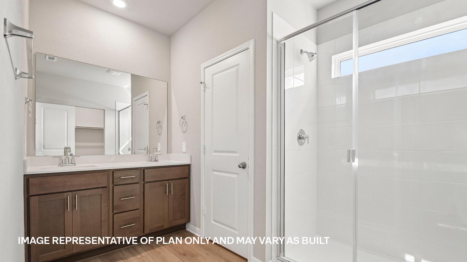 Roosevelt En Suite Bathroom