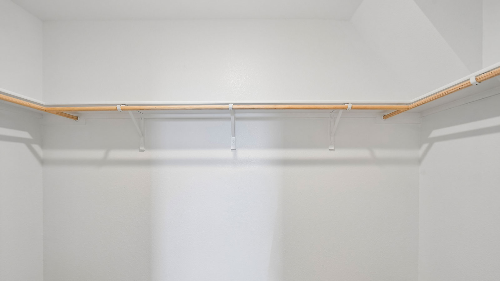 Justin Primary Walk-in Shower