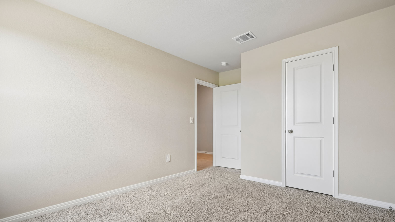 Justin Bedroom 2 with Carpet