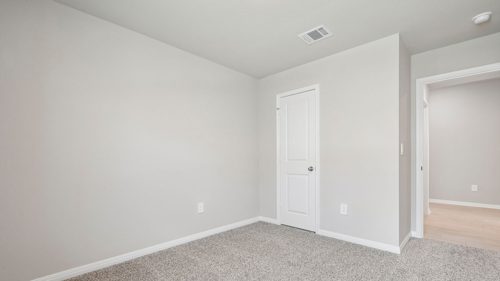 Justin Bedroom 4 with Carpet