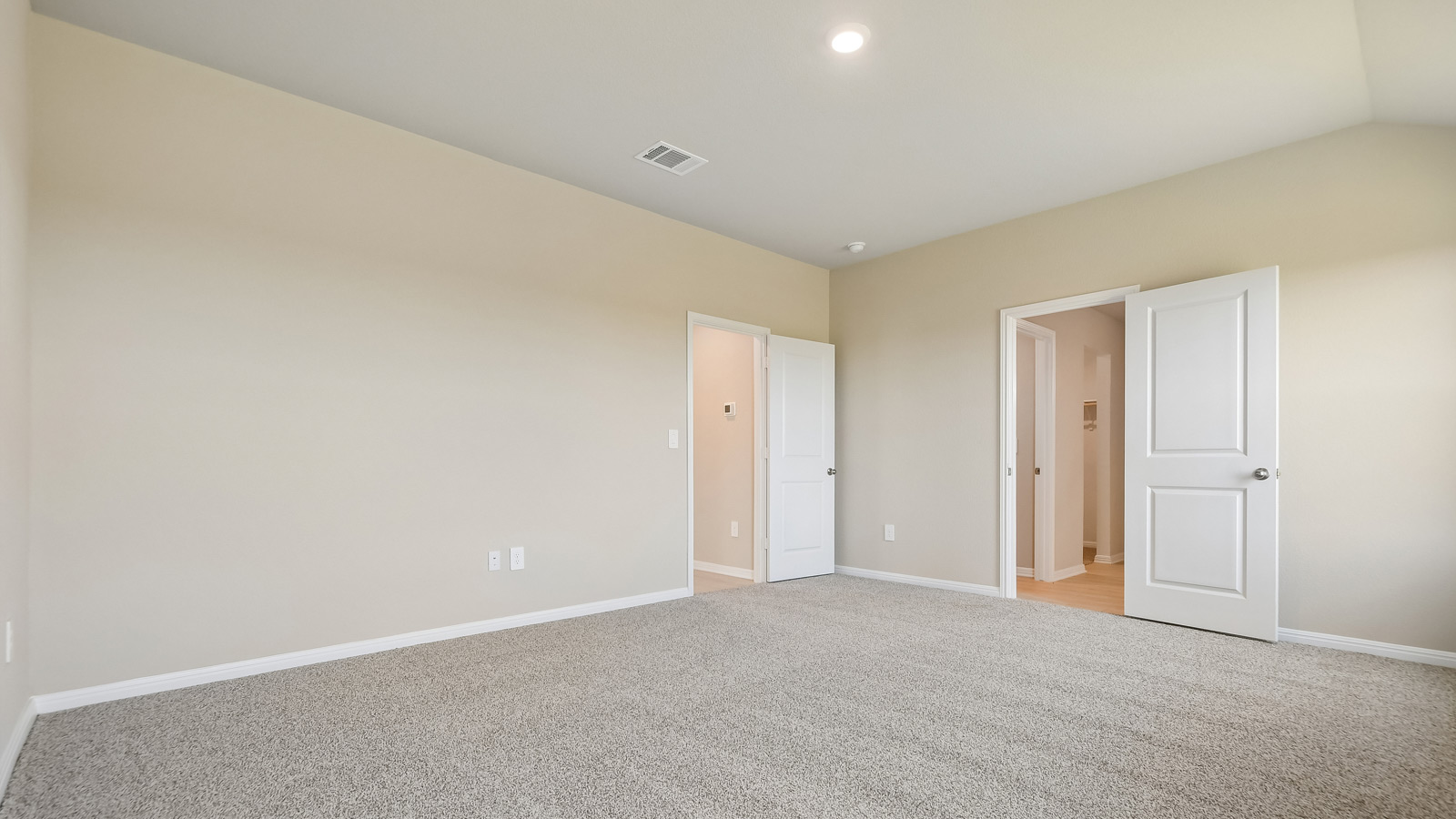 Lakeway Primary Bedroom