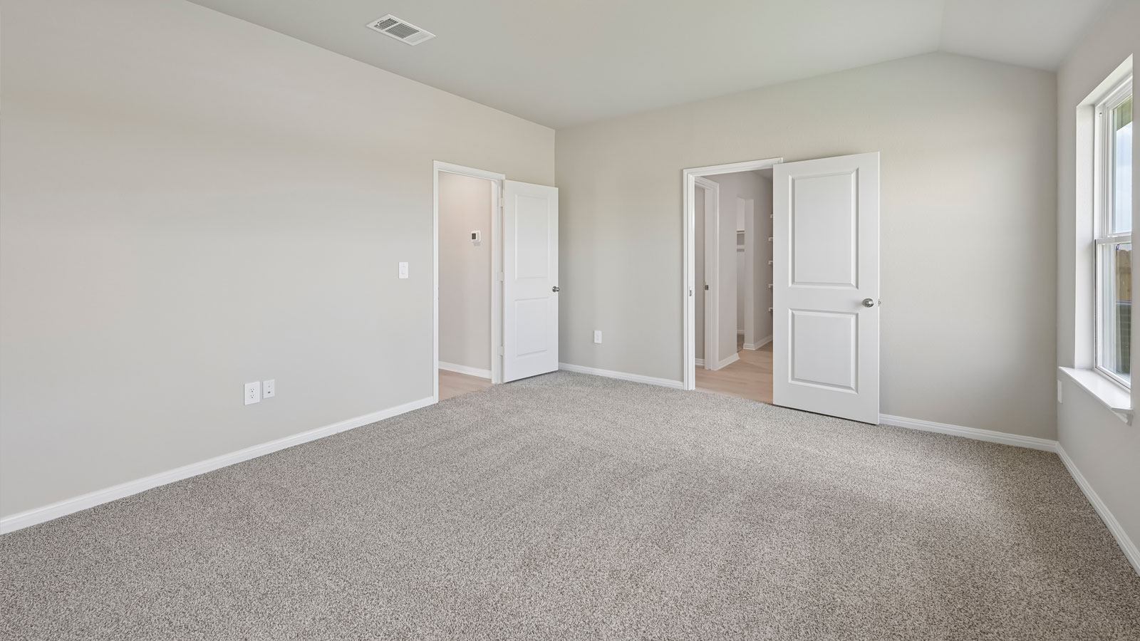 Lakeway Primary Bedroom