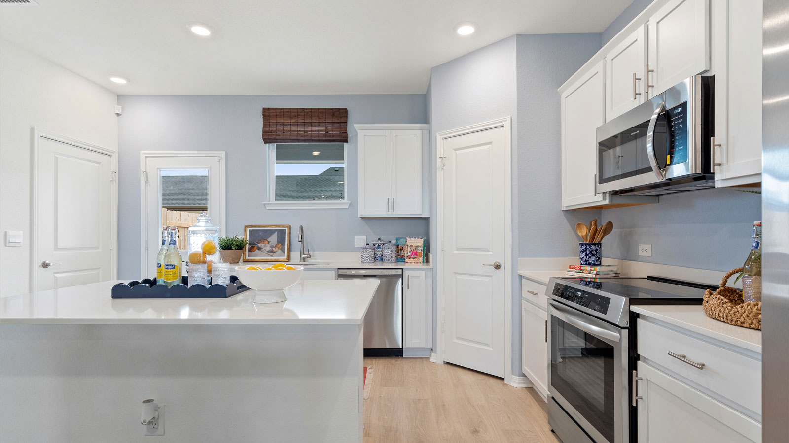 Open kitchen with island.