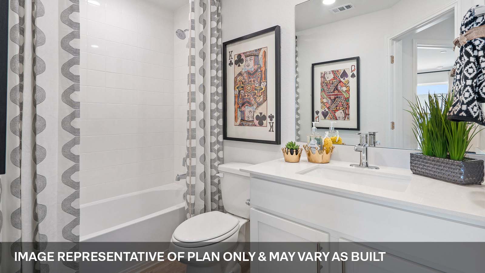 Secondary bathroom.