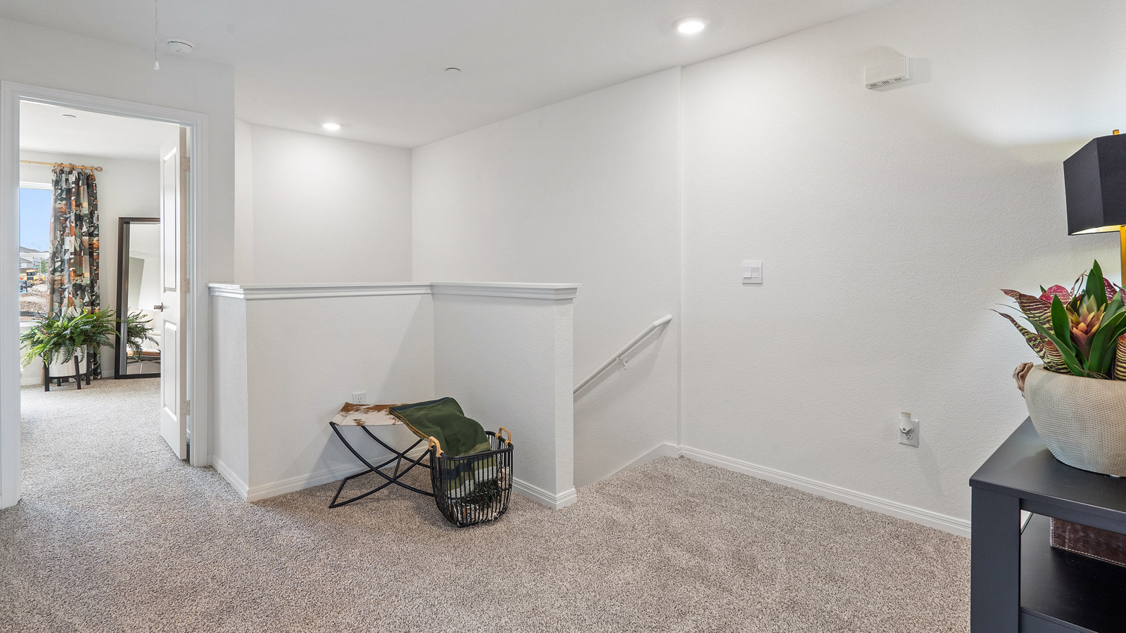 Upstairs landing area.