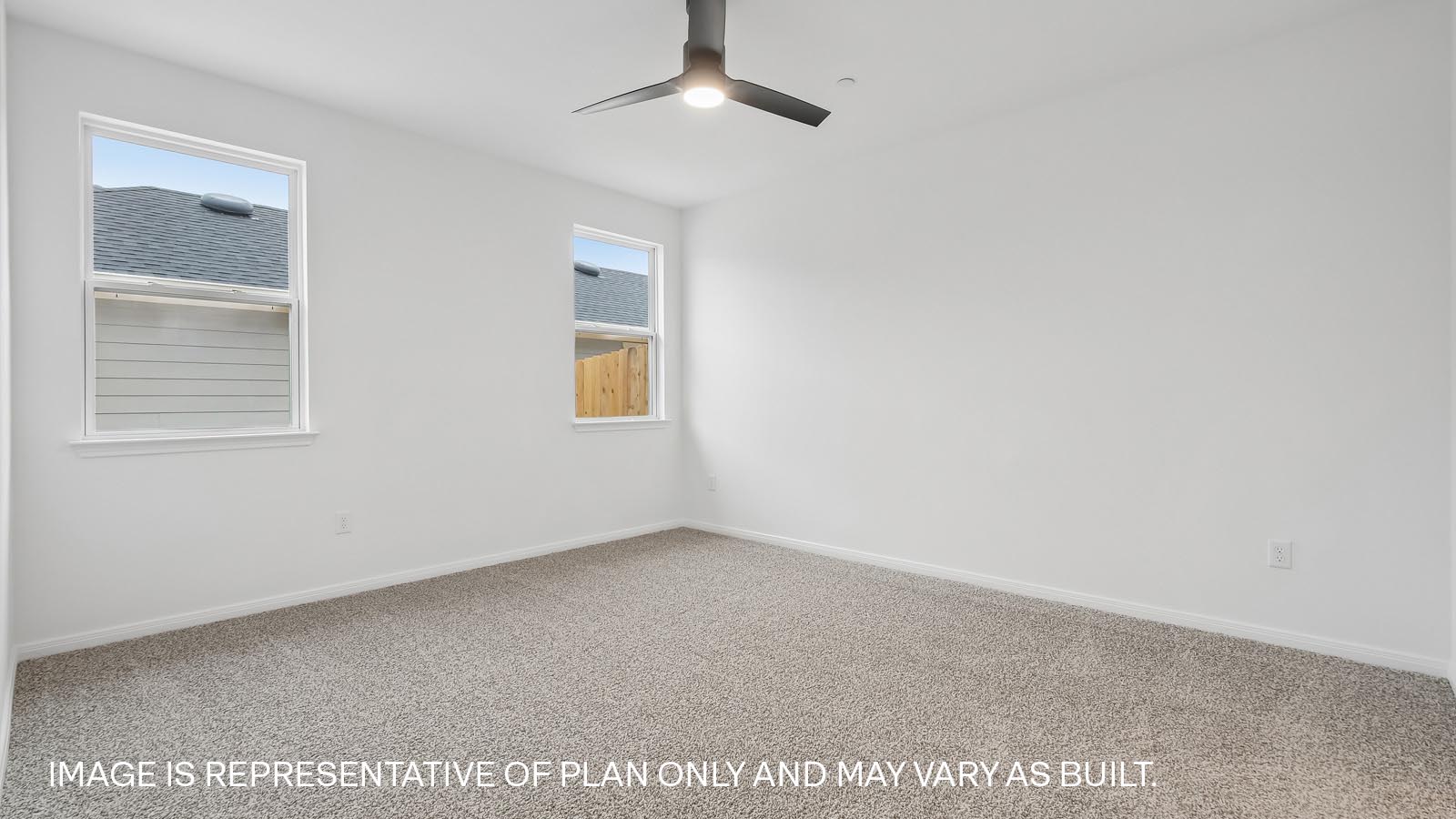 Private main bedroom