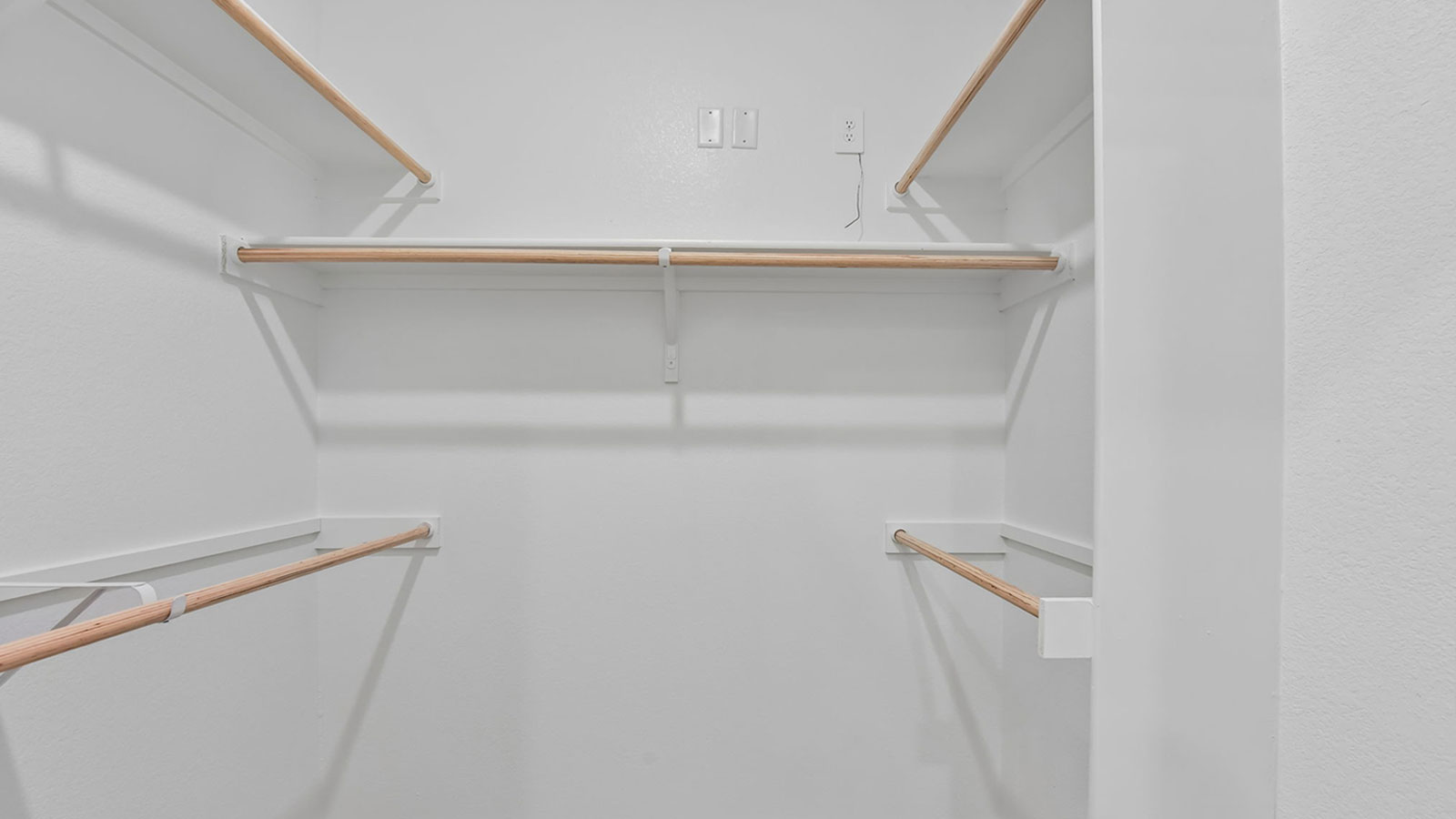 Crosshaven Primary Closet