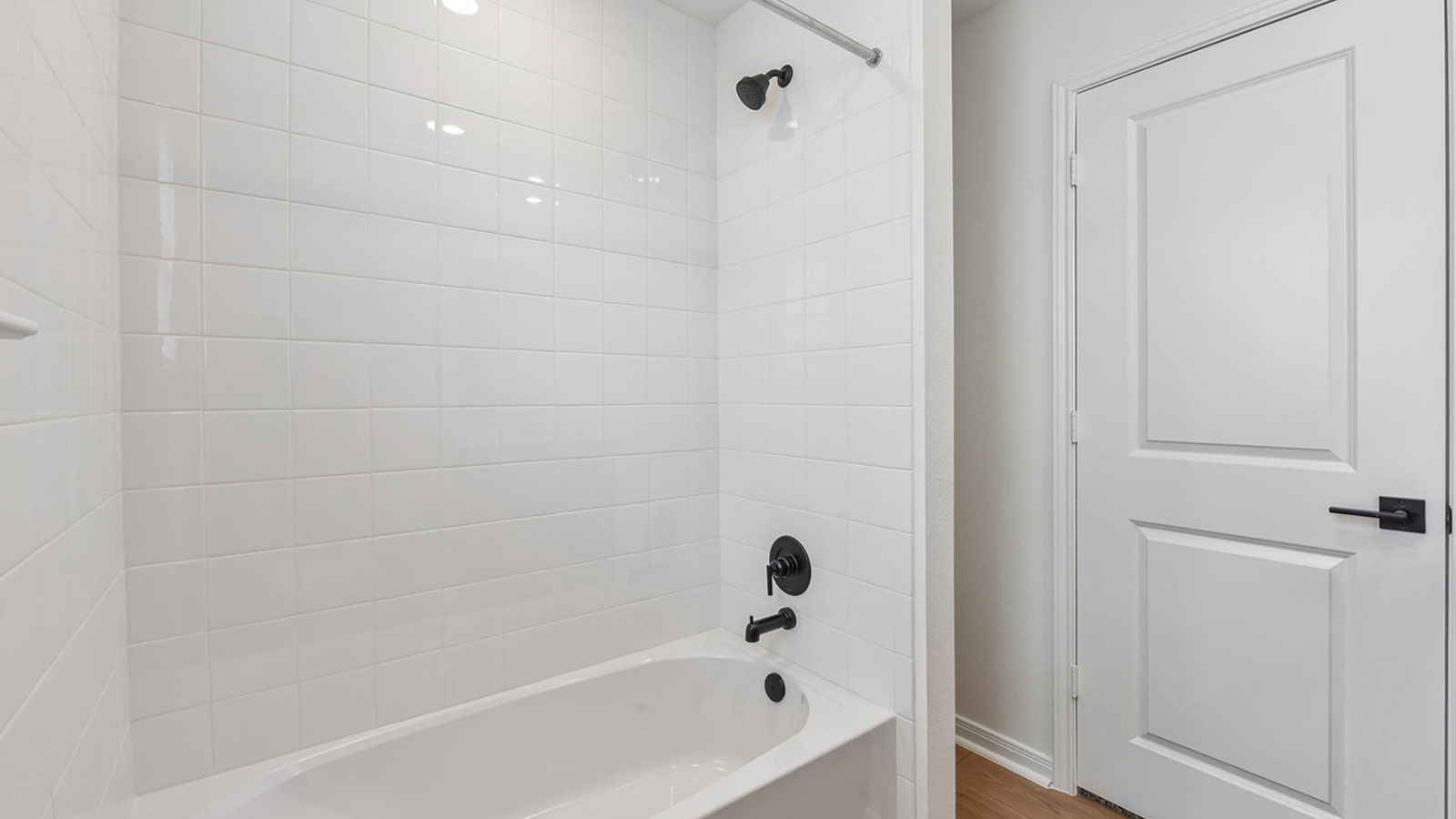 Crosshaven Bathroom 2