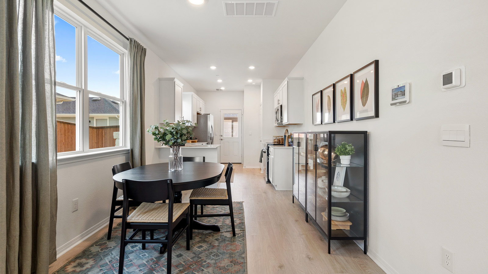 Living space between living room and kitchen.
