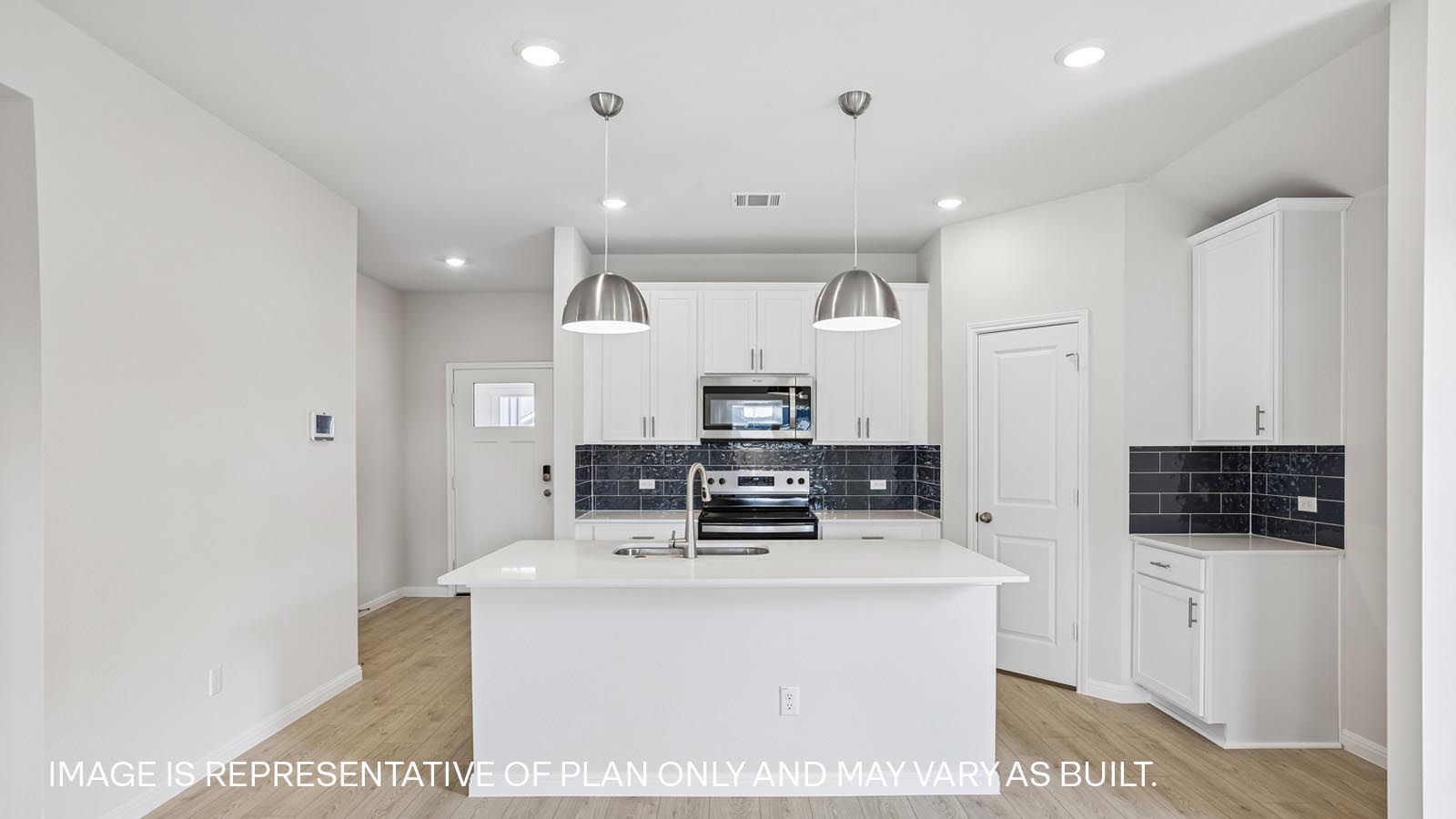 Elgin Modern kitchen