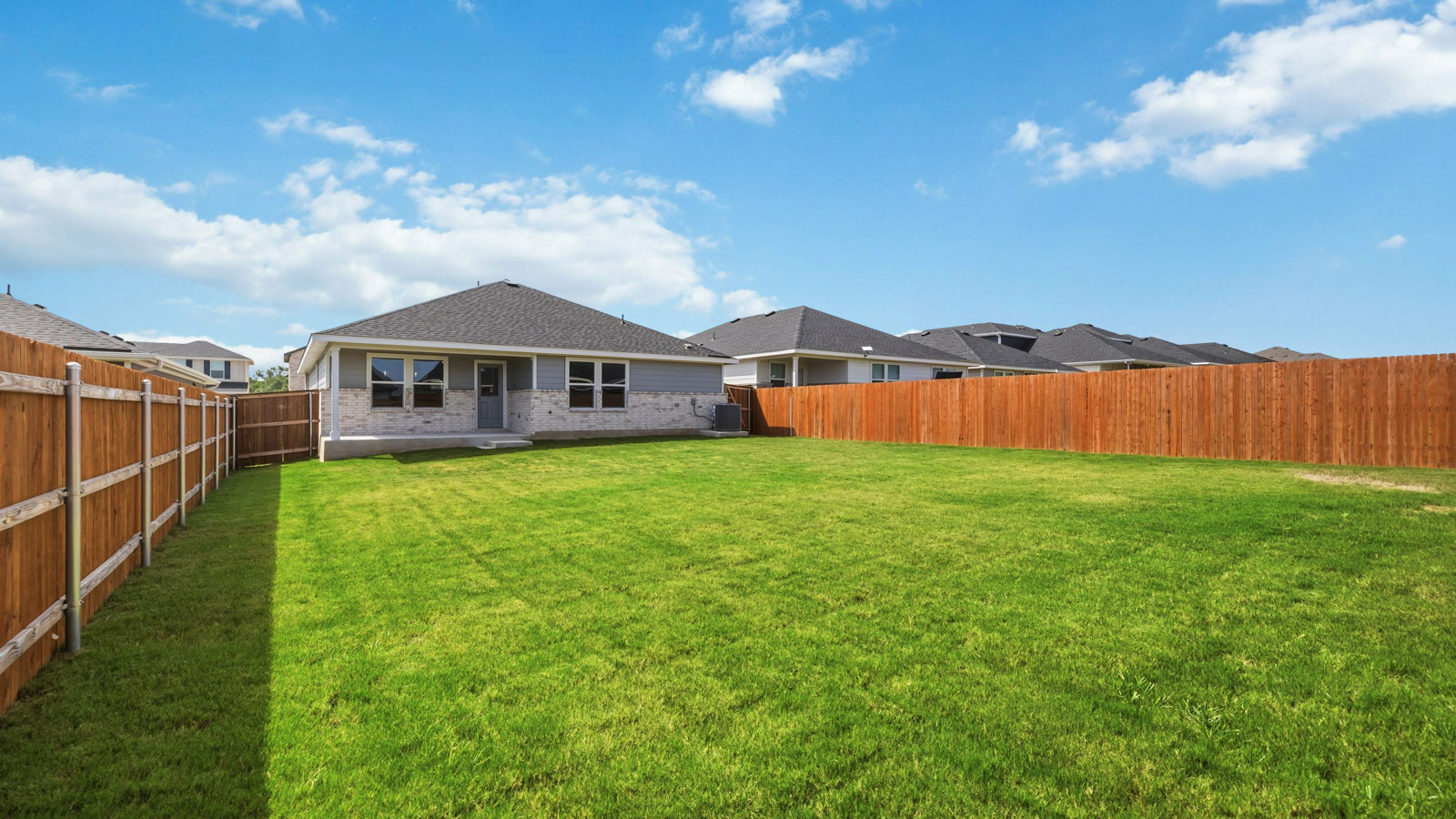 The Elgin Floorplan at Thunder Rock-Elevation H