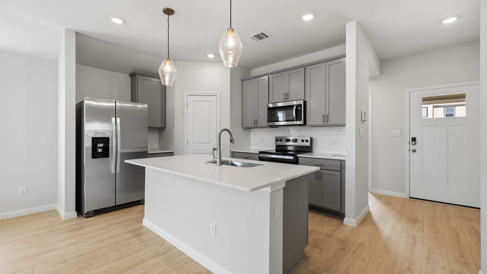 Elgin Modern Kitchen with Island