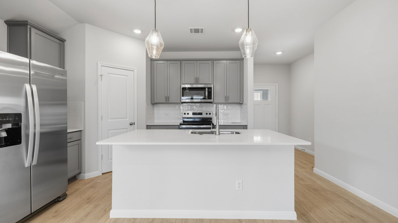 Elgin Modern Kitchen with Island