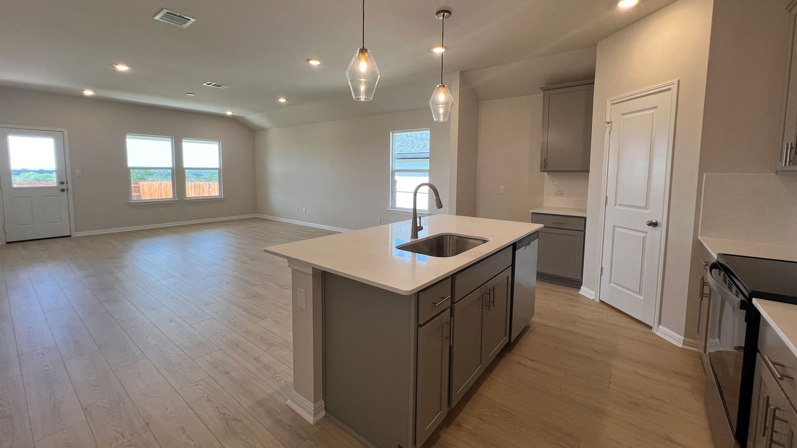 Open kitchen with island.