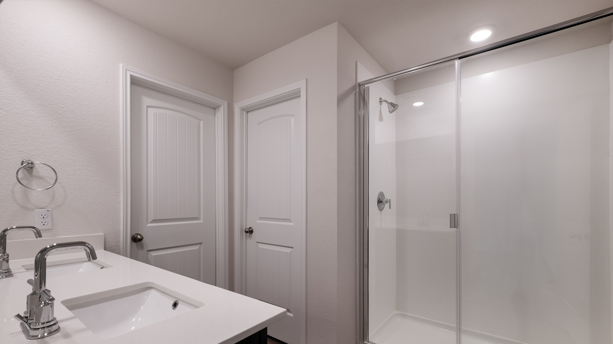 En Suite at Bedroom 1