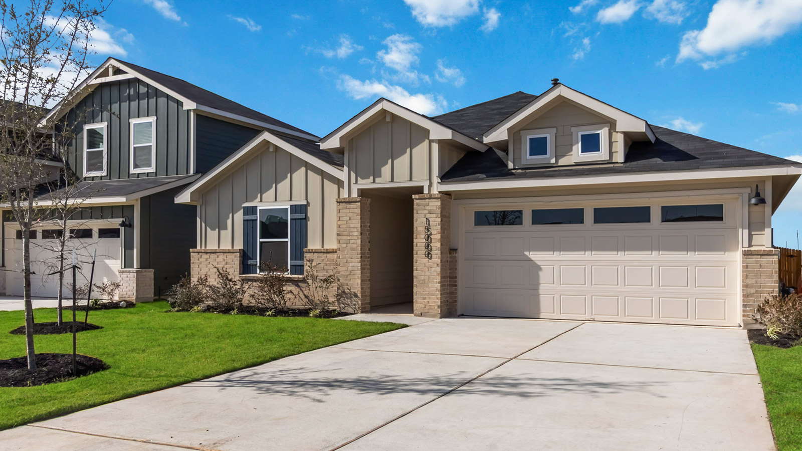 The Kingston floorplan - H Elevation at Thunder Rock in Marble Falls, TX.