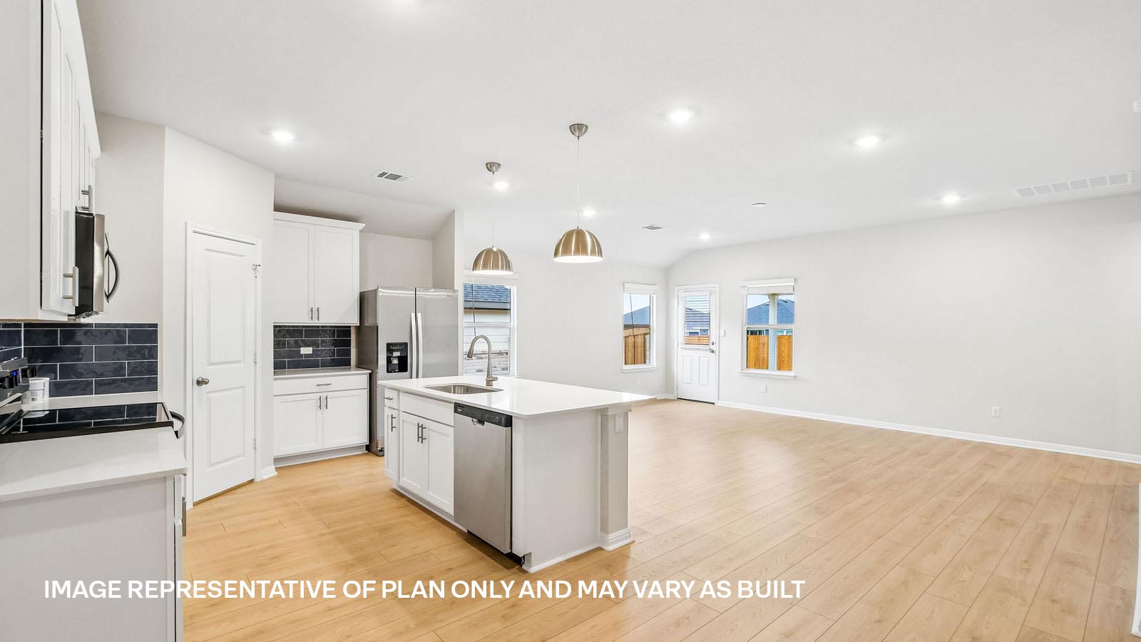 Lakeway Modern Kitchen with Island