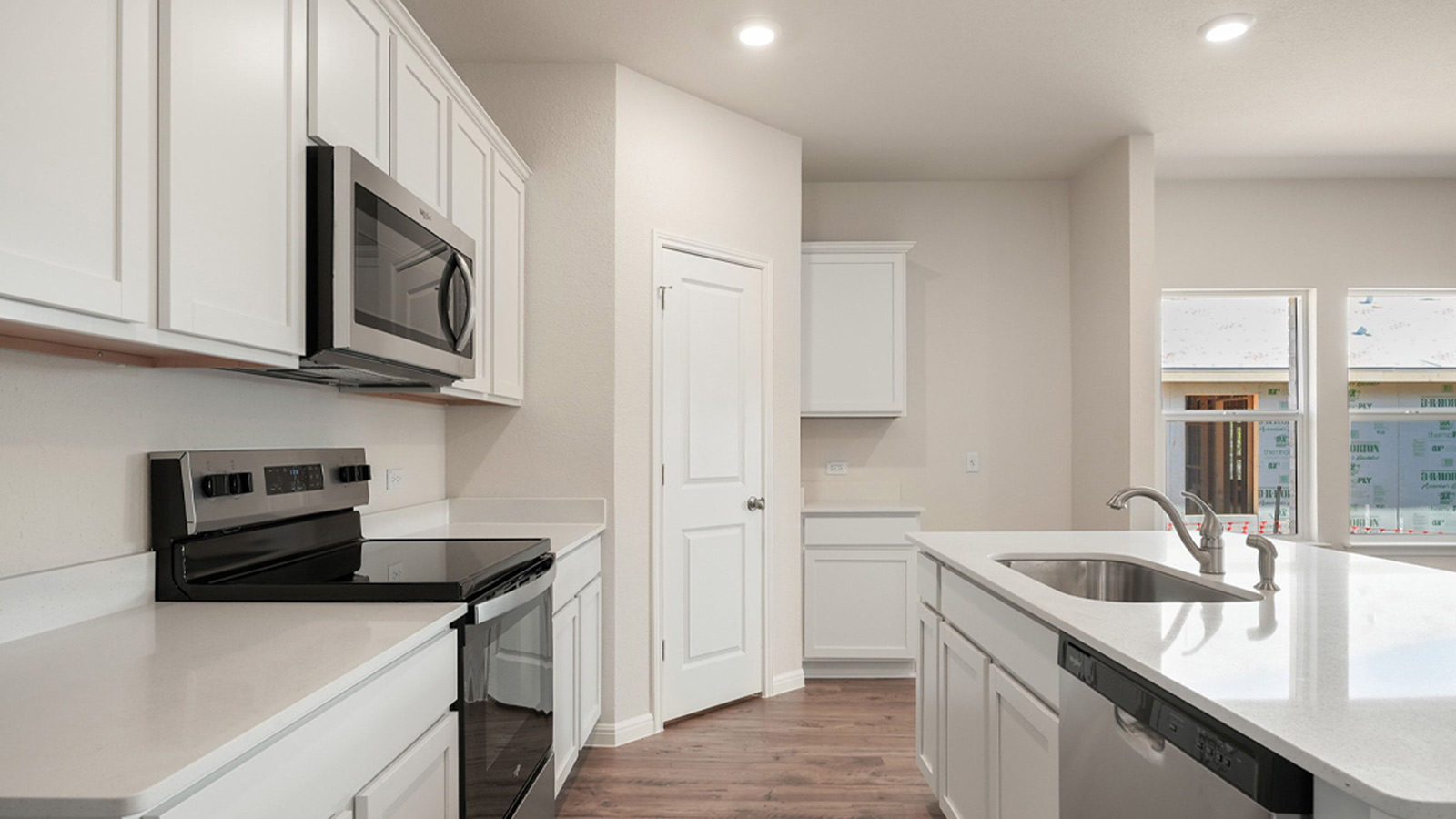 Open kitchen