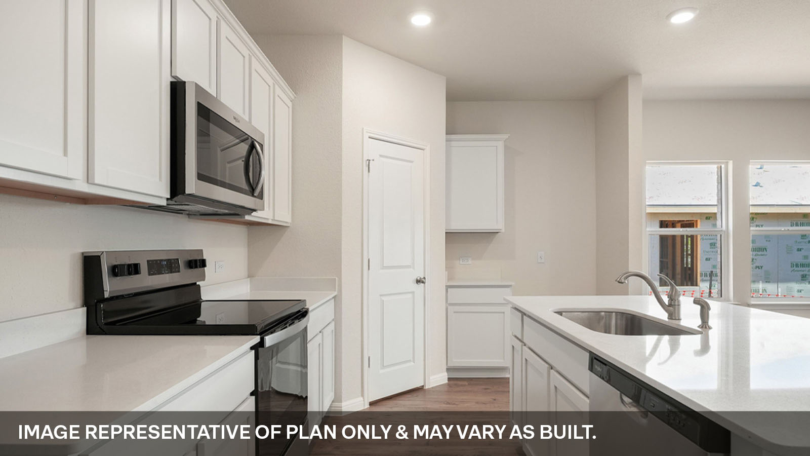 Thunder Rock Quincy Kitchen