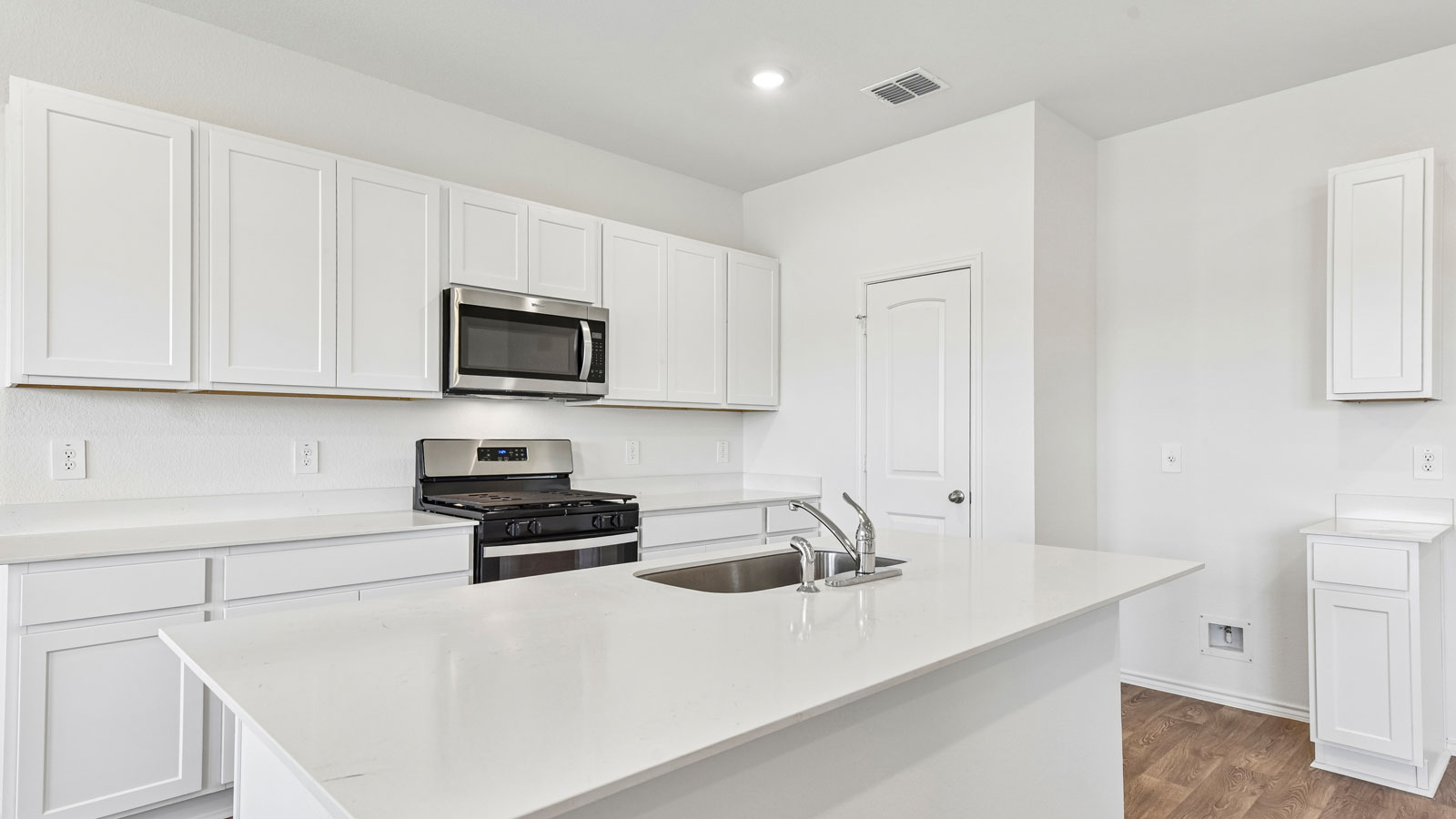 Naples Kitchen with Island