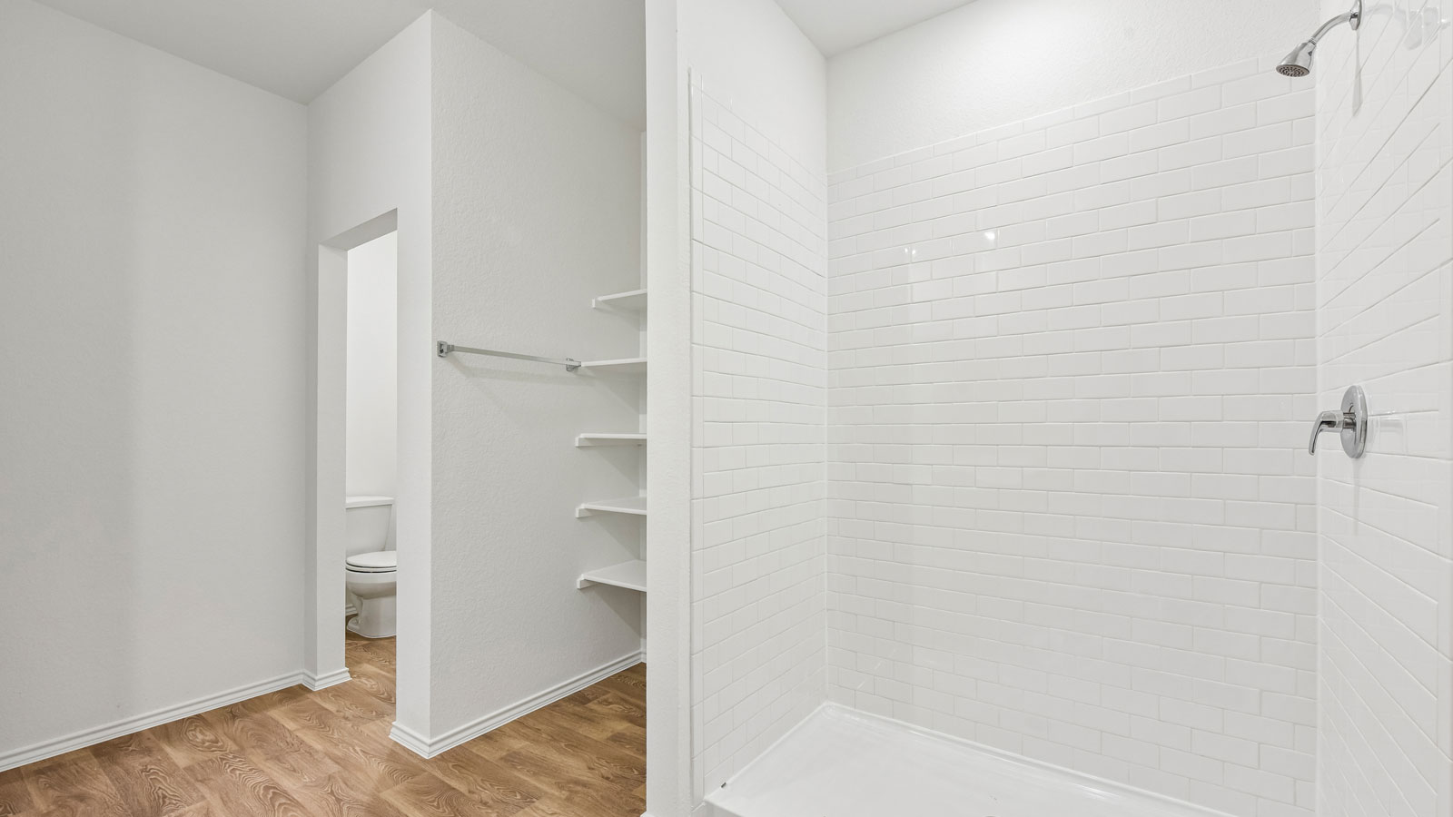 Naples En Suite Bathroom
