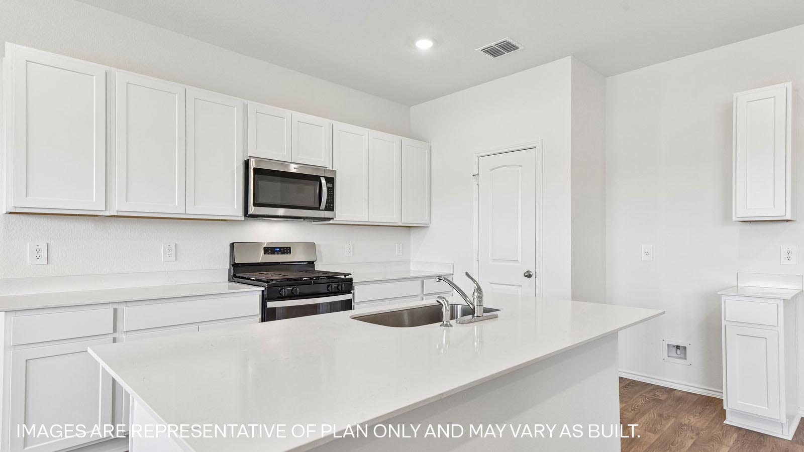 Naples Modern Kitchen with Island