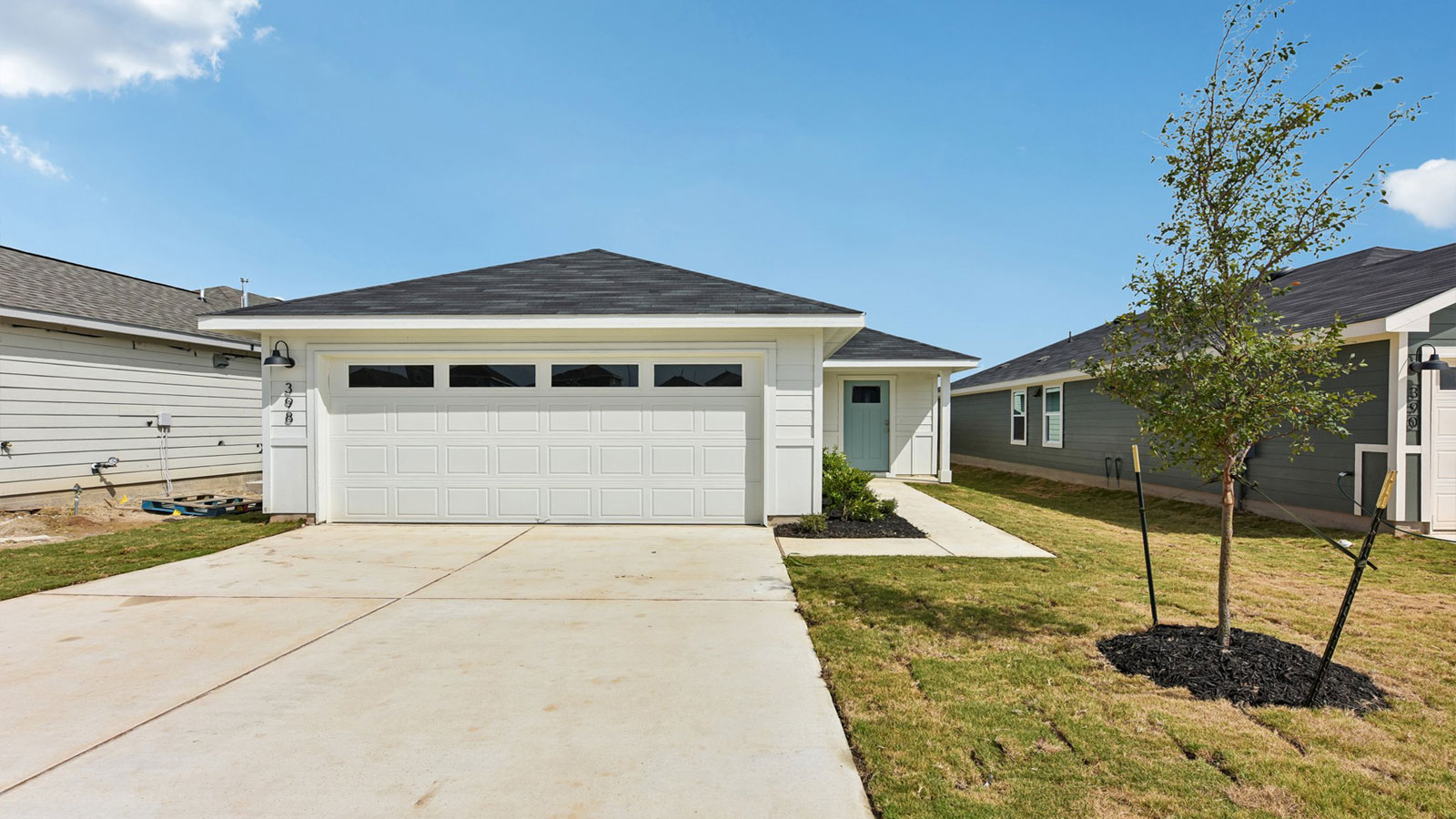 398 Ebbsfleet Dr exterior