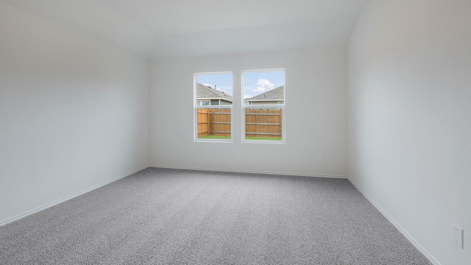 Private Main Bedroom