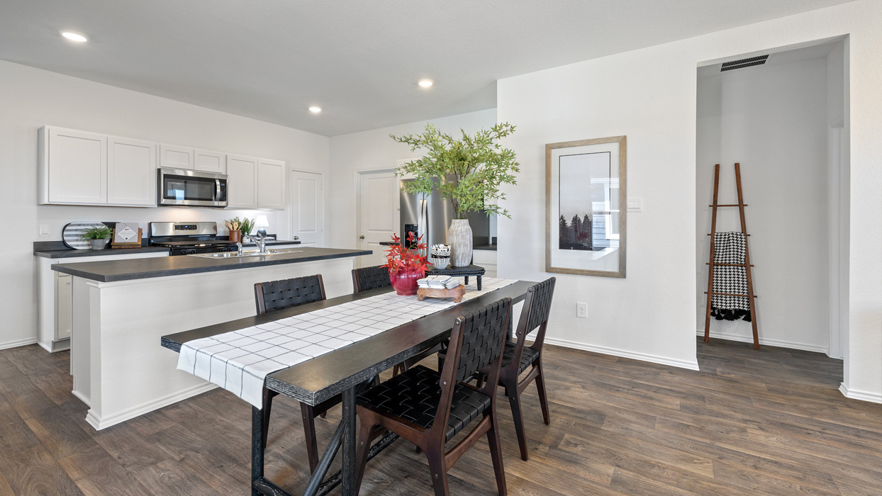 X30F The Florence Floorplan Dining Area
