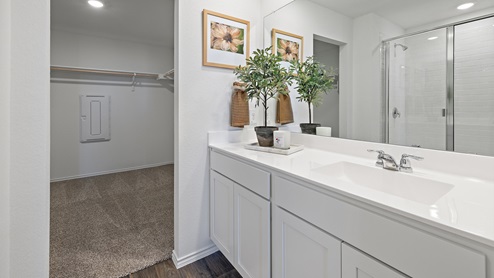 X35C Caden Floorplan bathroom 1 with walk-in shower gallery image – Wayside in Uhland TX