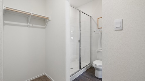 0995 Sarah Floorplan bathroom 1 gallery image – Wayside in Uhland TX