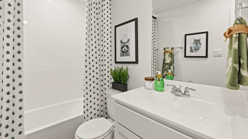 X30F Florence bathroom 3 gallery image – Wayside in Uhland TX