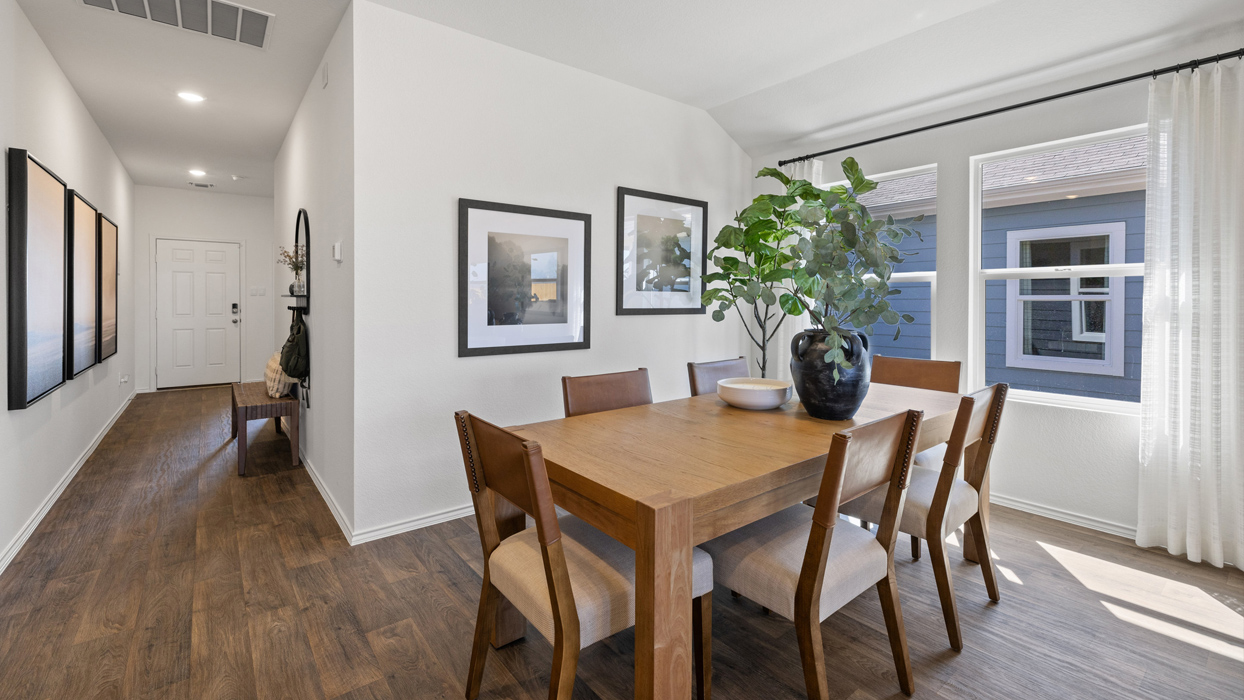 X35C The Caden Foorplan Open dining area