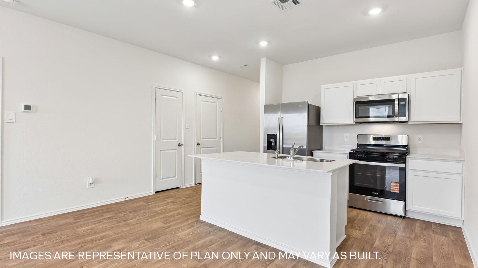 Sarah Modern Kitchen with Island