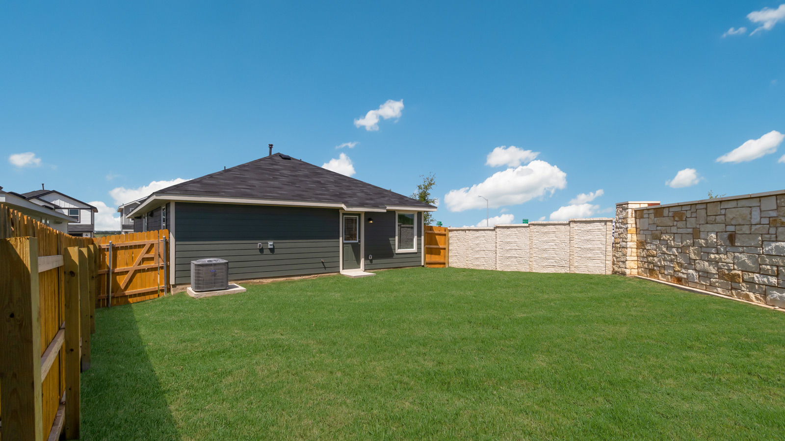 Backyard - The Atlanta Plan - Wayside Presented By D.R. Horton in Uhland Texas