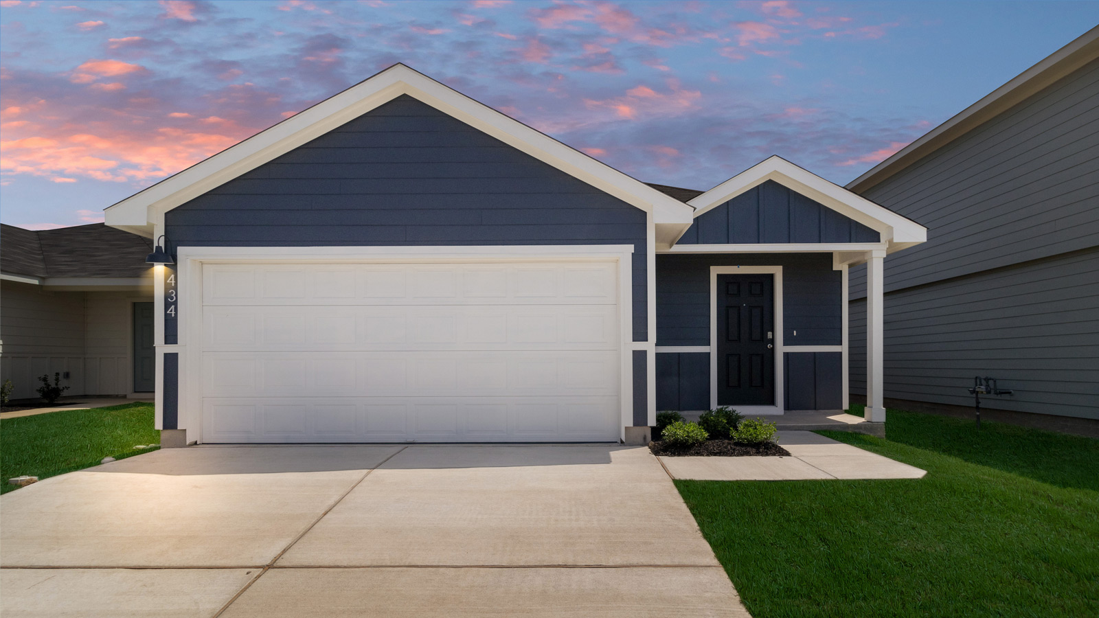 1-Story 2 Car Garage Front - The Davis Plan - Wayside Presented By D.R. Horton in Uhland Texas