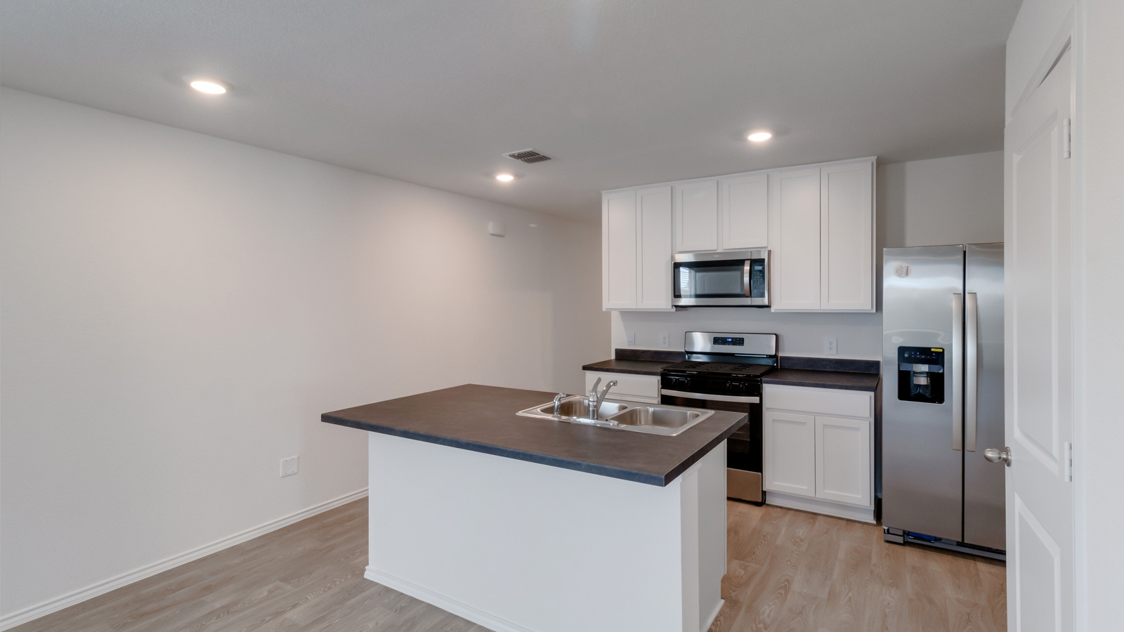 Kitchen - The Davis Plan - Wayside Presented By D.R. Horton in Uhland Texas