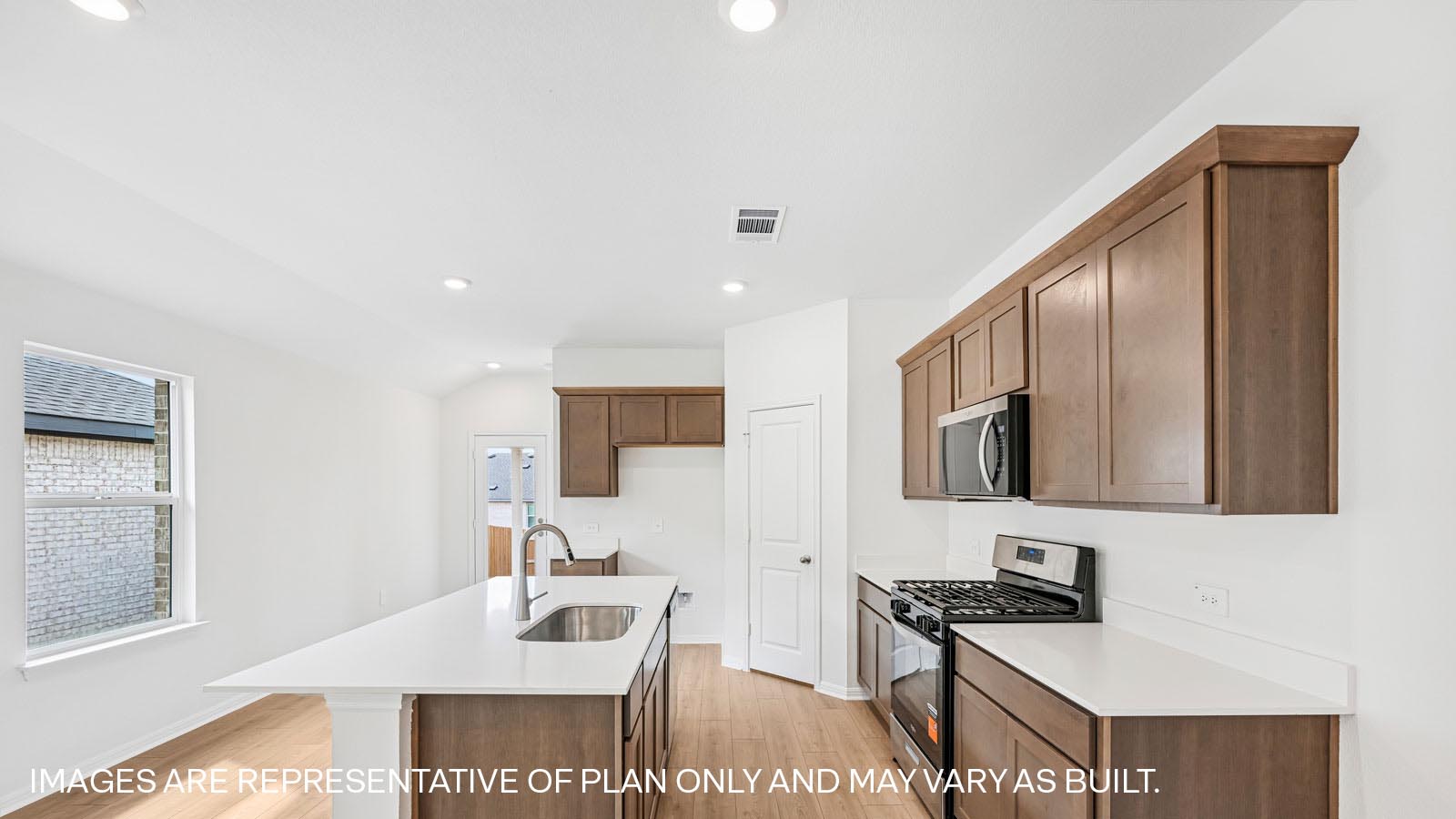 Diana Modern Kitchen with Island