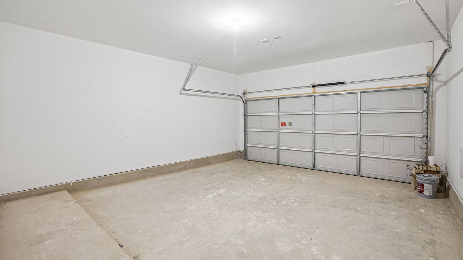 Hanna 2 Car Garage