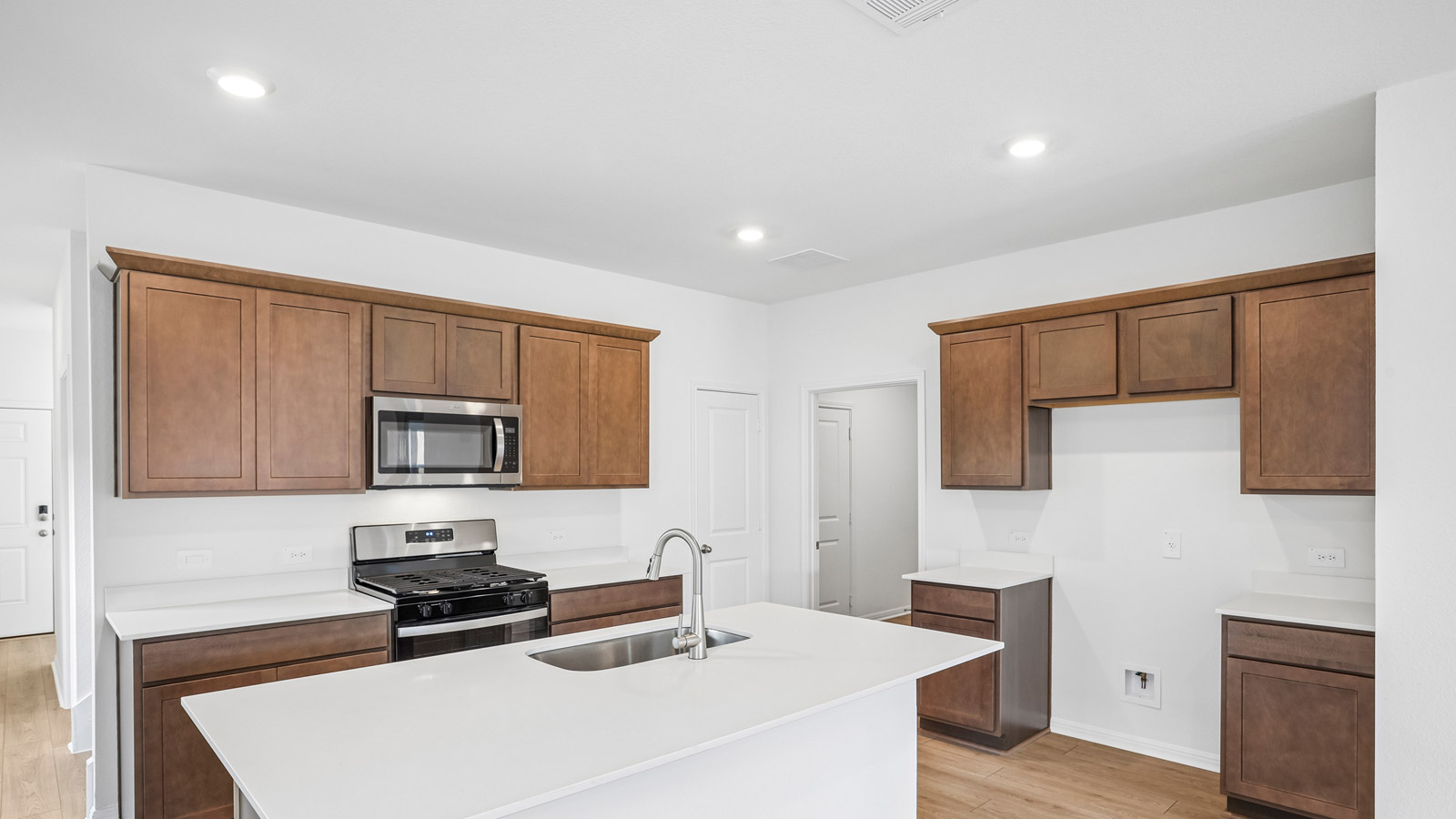Hanna Kitchen with Island