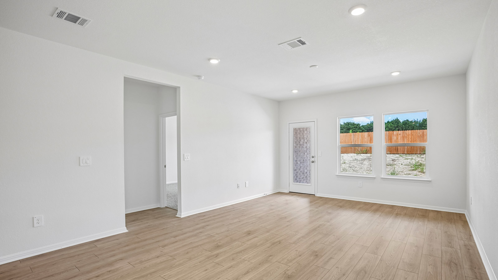 Hanna Open Concept Livingroom