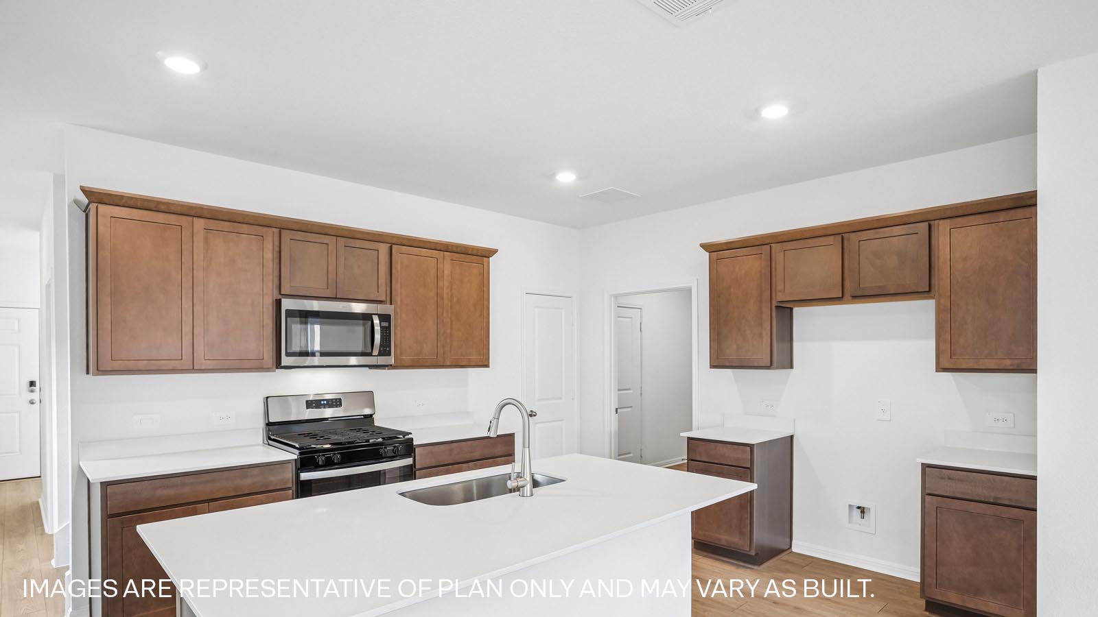 Hanna Modern Kitchen with Island