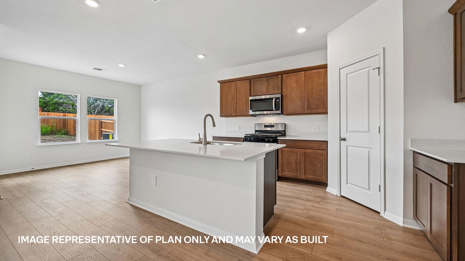 Nicole Modern Kitchen with Island