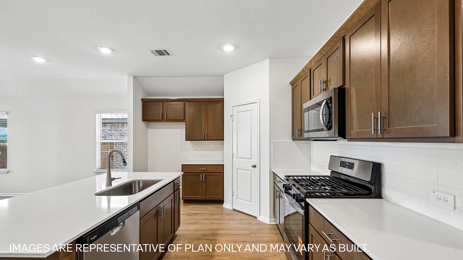 Lakeway Modern Kitchen with Island