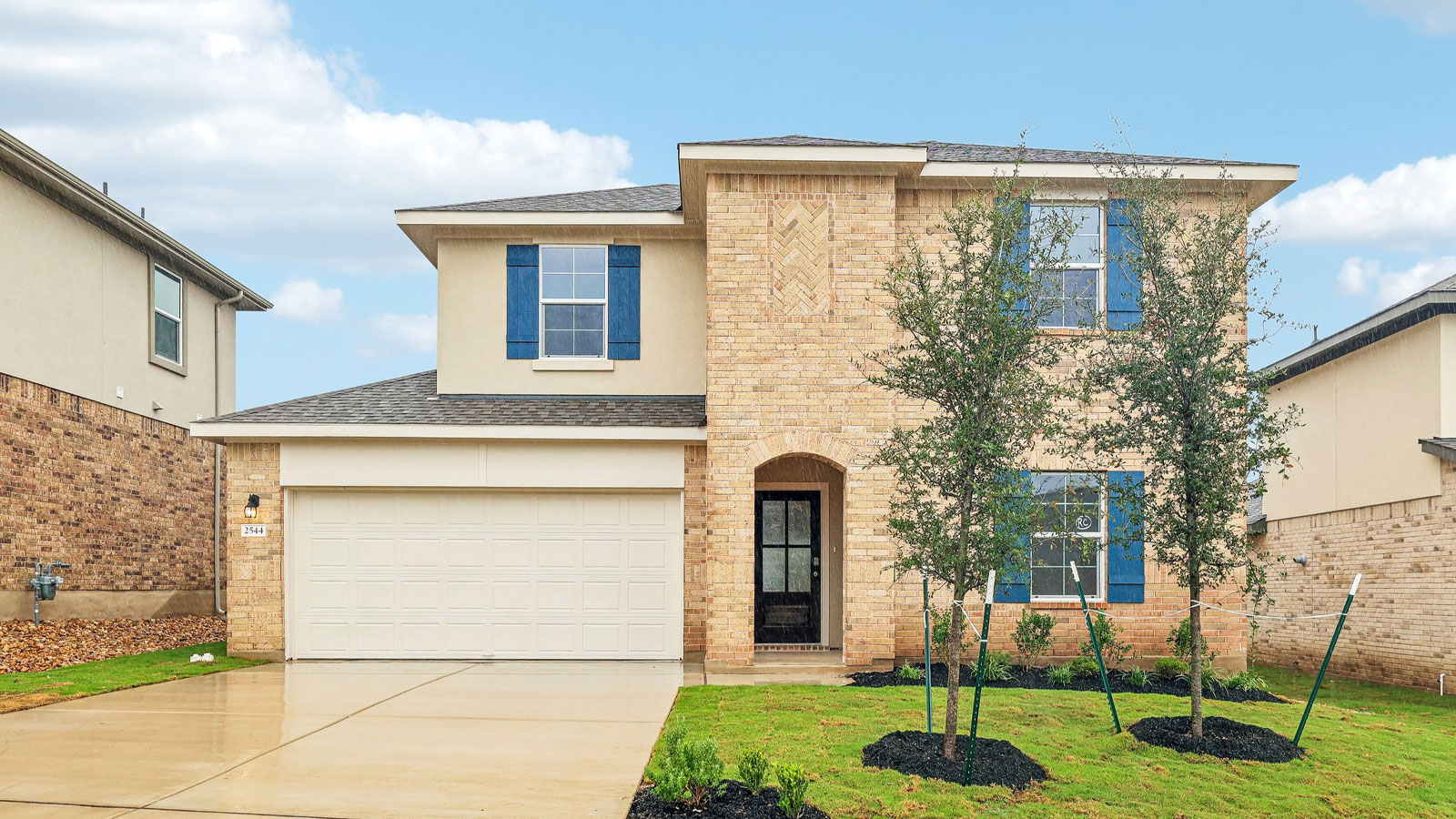 2544 Whittler Rd exterior