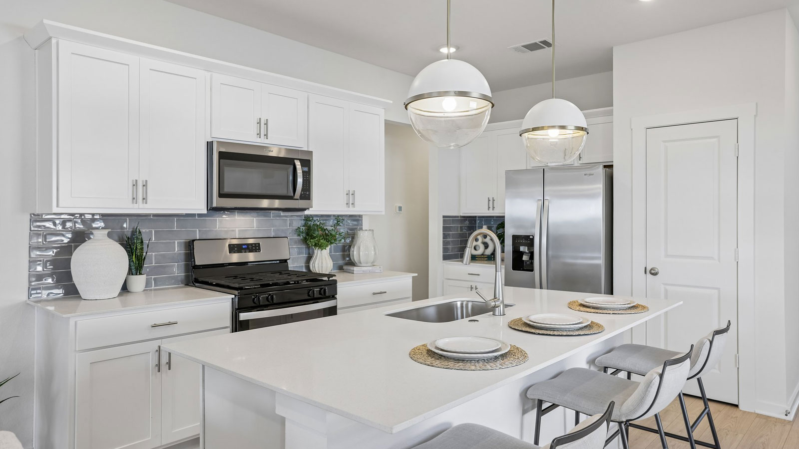 New homes at Frontier in Mustang Ridge, TX.